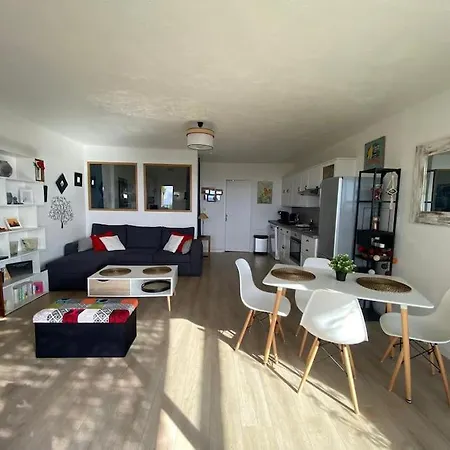 Real Cocoon In Height Magnificent Sea View * 耶尔
