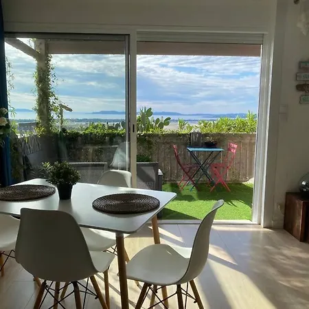 Real Cocoon In Height Magnificent Sea View 公寓 *